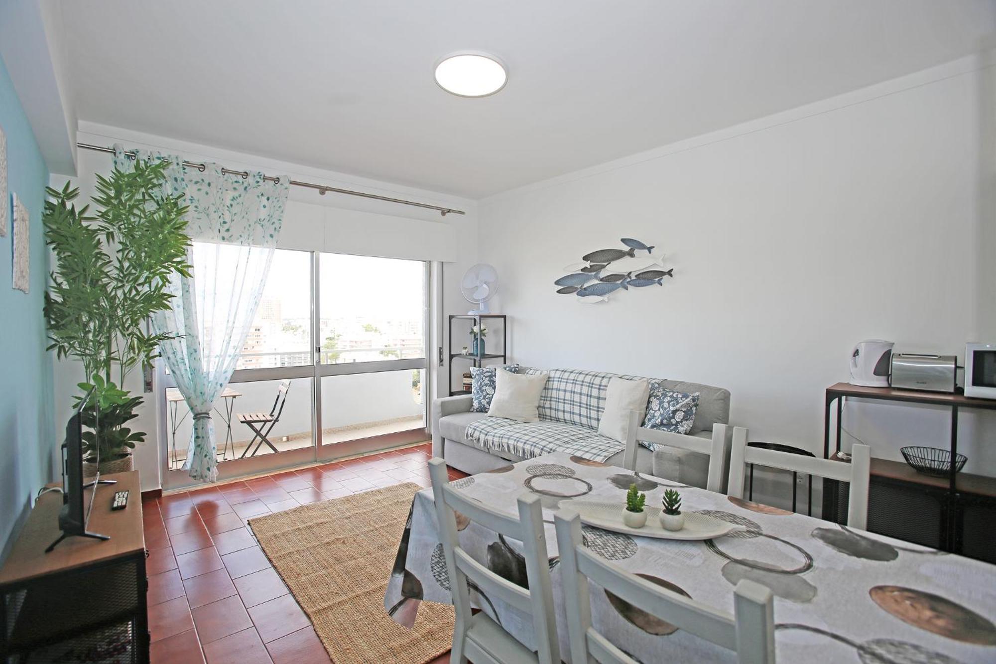 A22 - Rocha Flat In * Portimao